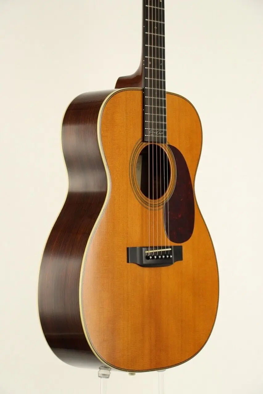 섬네일: 000-28EC Natural 1998 Acoustic Guitar