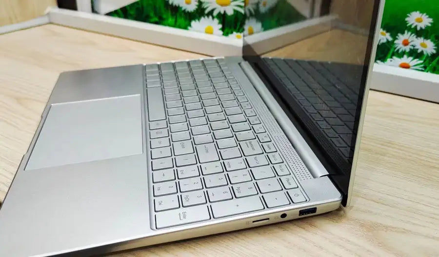 Thumbnail: Cheap High Performance 15.6 inch 8GB+128GB SSD Laptop Computer UP To 2.30GHz Int