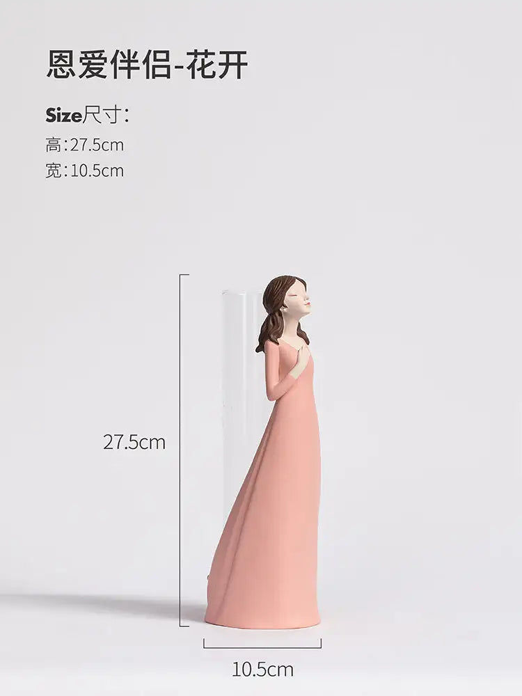 Thumbnail: Hot Selling Girls Birthday Gift Cute Resin Modern Bubble Girl Statue Crafts Orna