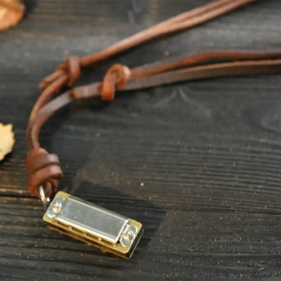 Miniatyrbild: Retro Mini Harmonica Necklace Leather Metal Pendant Necklace Creative Musical In