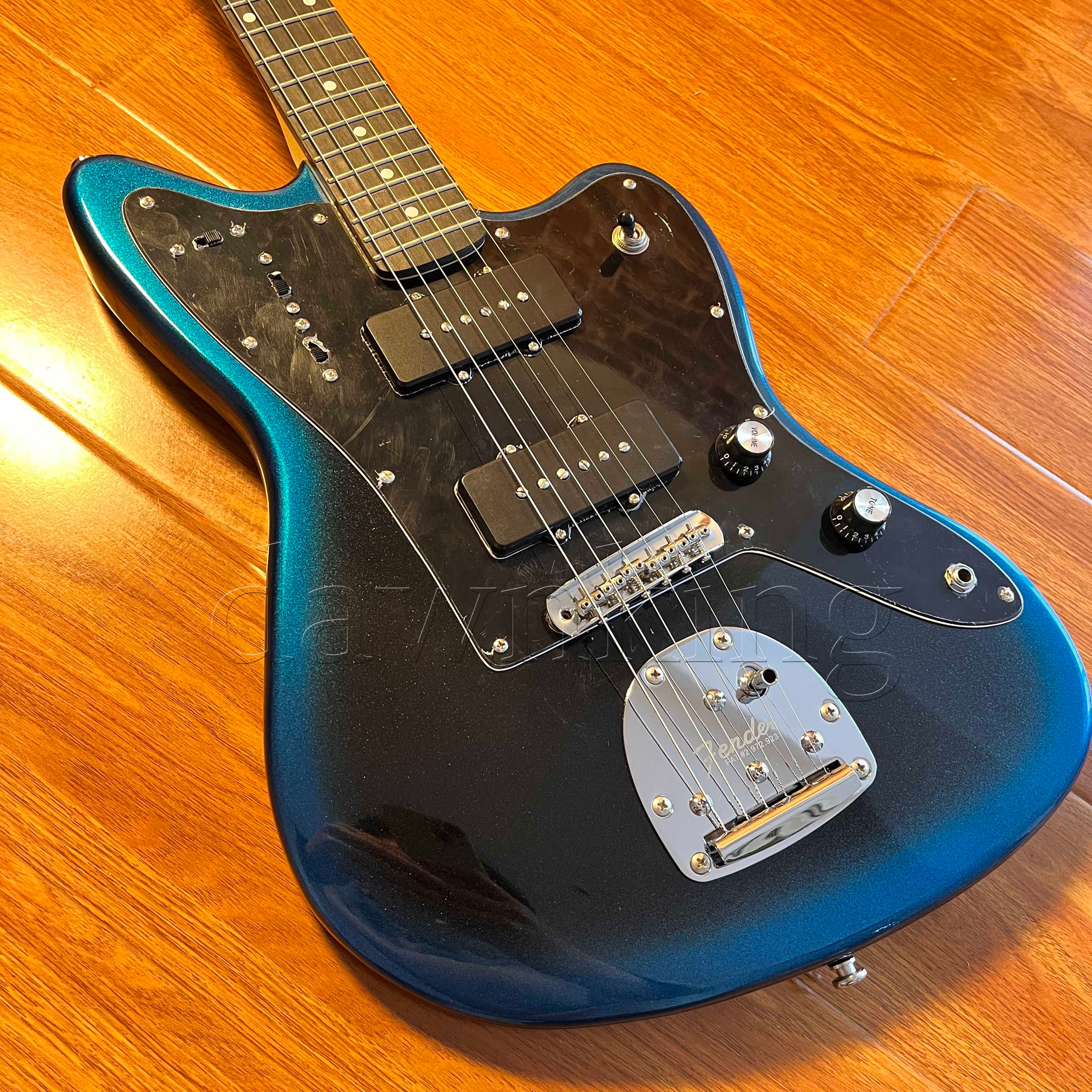 Electric Guitar Custom Rosewood Fingerboard High Quality Guitar Free Shipping