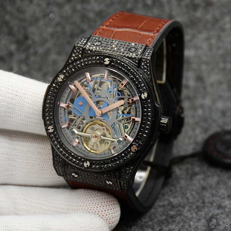Thumbnail: Men's And Women's Fashion Crystal Case Hollow Automatic Mechanical Watch