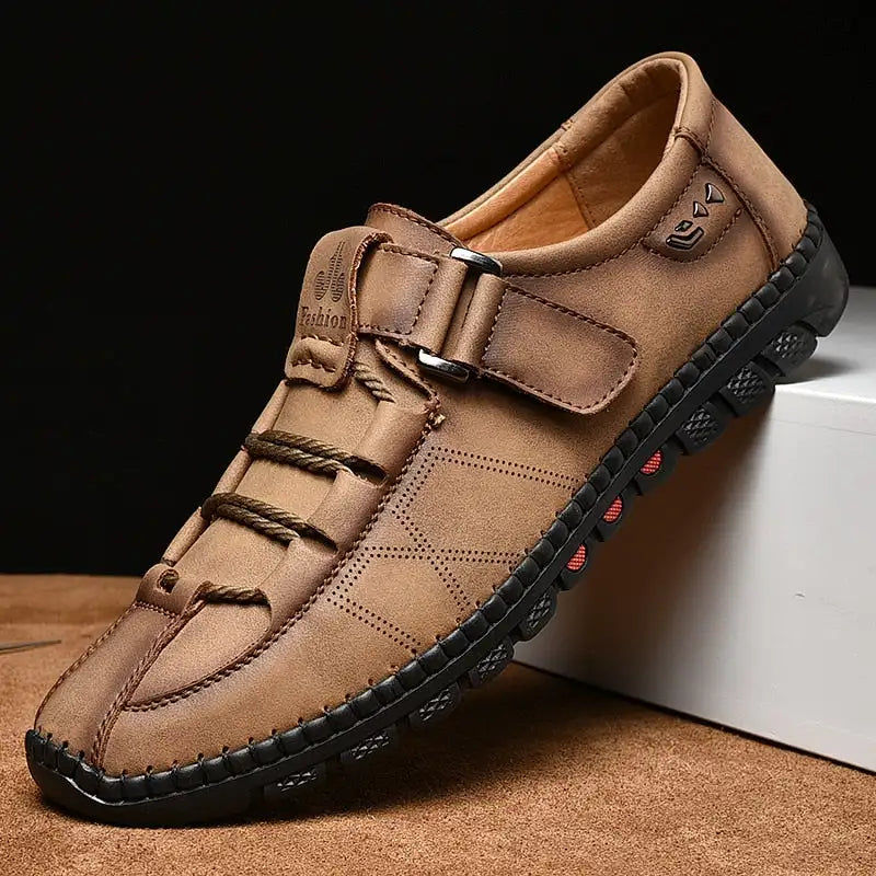 Thumbnail: Handmade Men Casual Shoes Fashion Sneakers Genuine Leather Mens Loafers Moccasin