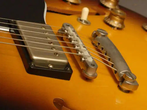 Miniatura: Détails sur Gibson ES-335 1963 VOS Historic Burst