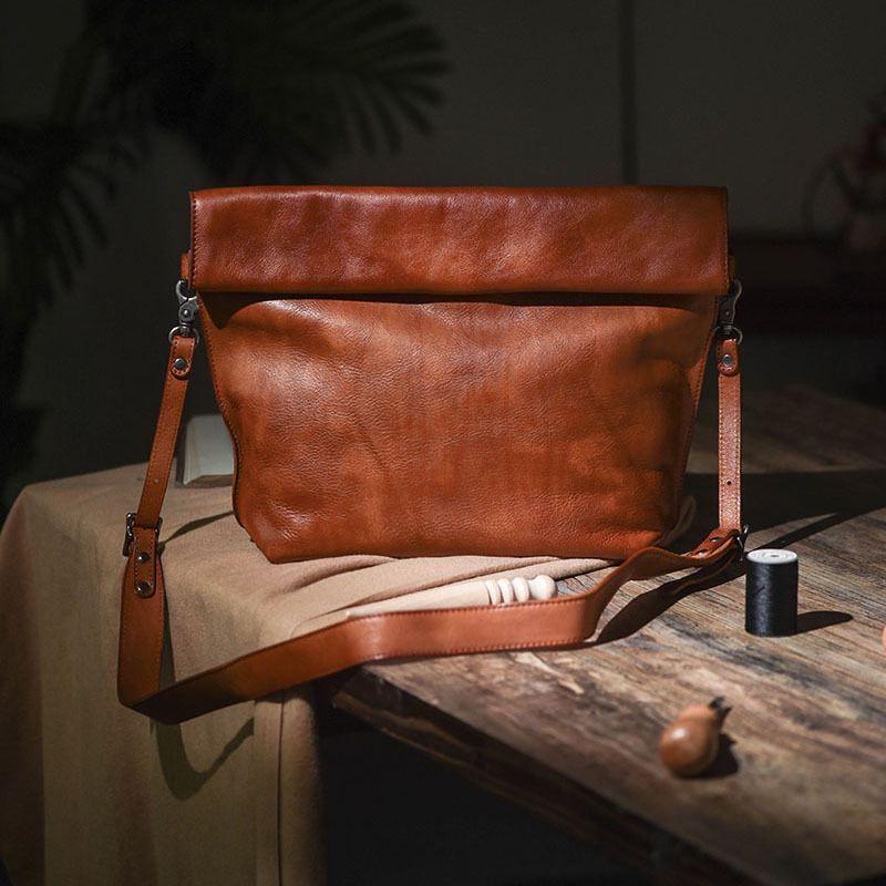 Miniaturebillede: Vintage Cuir Tanné Végétal Main Hommes D'épaule de Sac