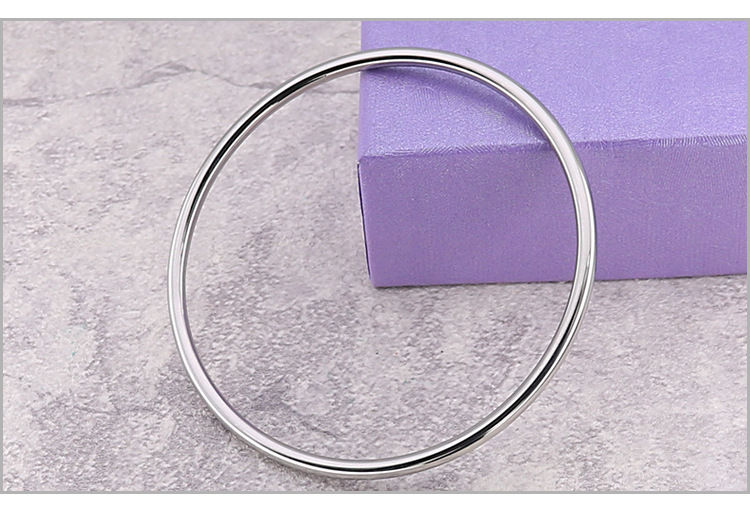 Miniatura: Titanium Steel Simple Personalized Glossy Bracelet