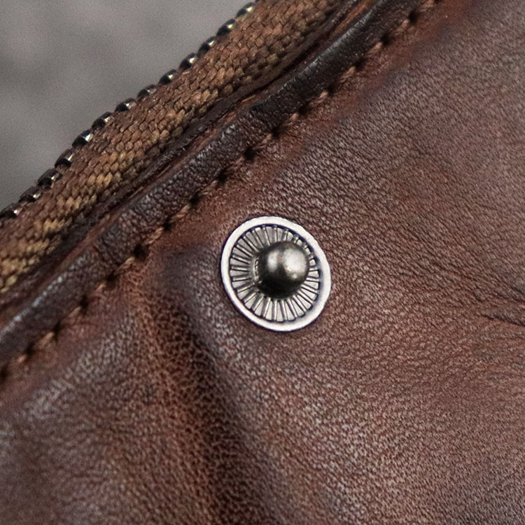 Thumbnail: Vegetable tanned leather zipper wallet