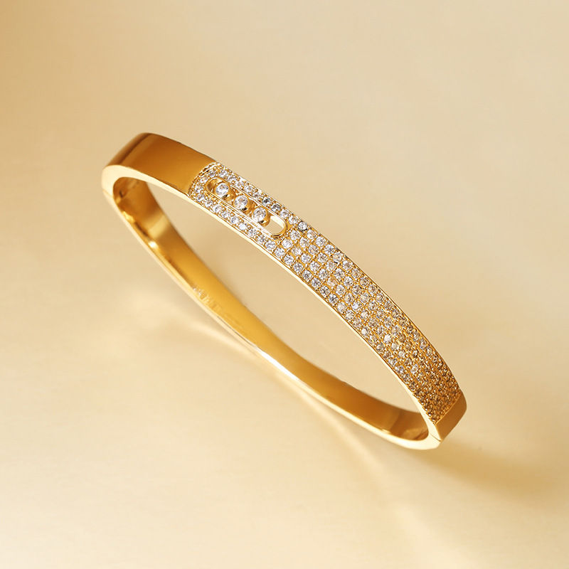 Miniatura: Bracelet en zirconium plaqué or incrusté mains de personnalité simple