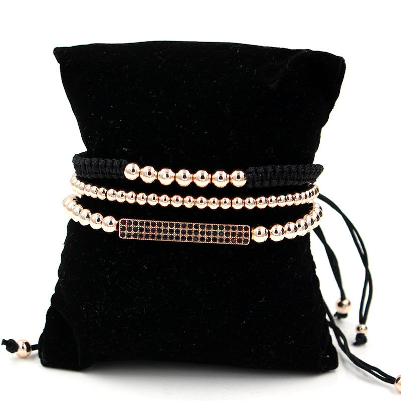 Thumbnail: Bracelet à pompon en perles de cuivre longues avec micro incrusté de zircon