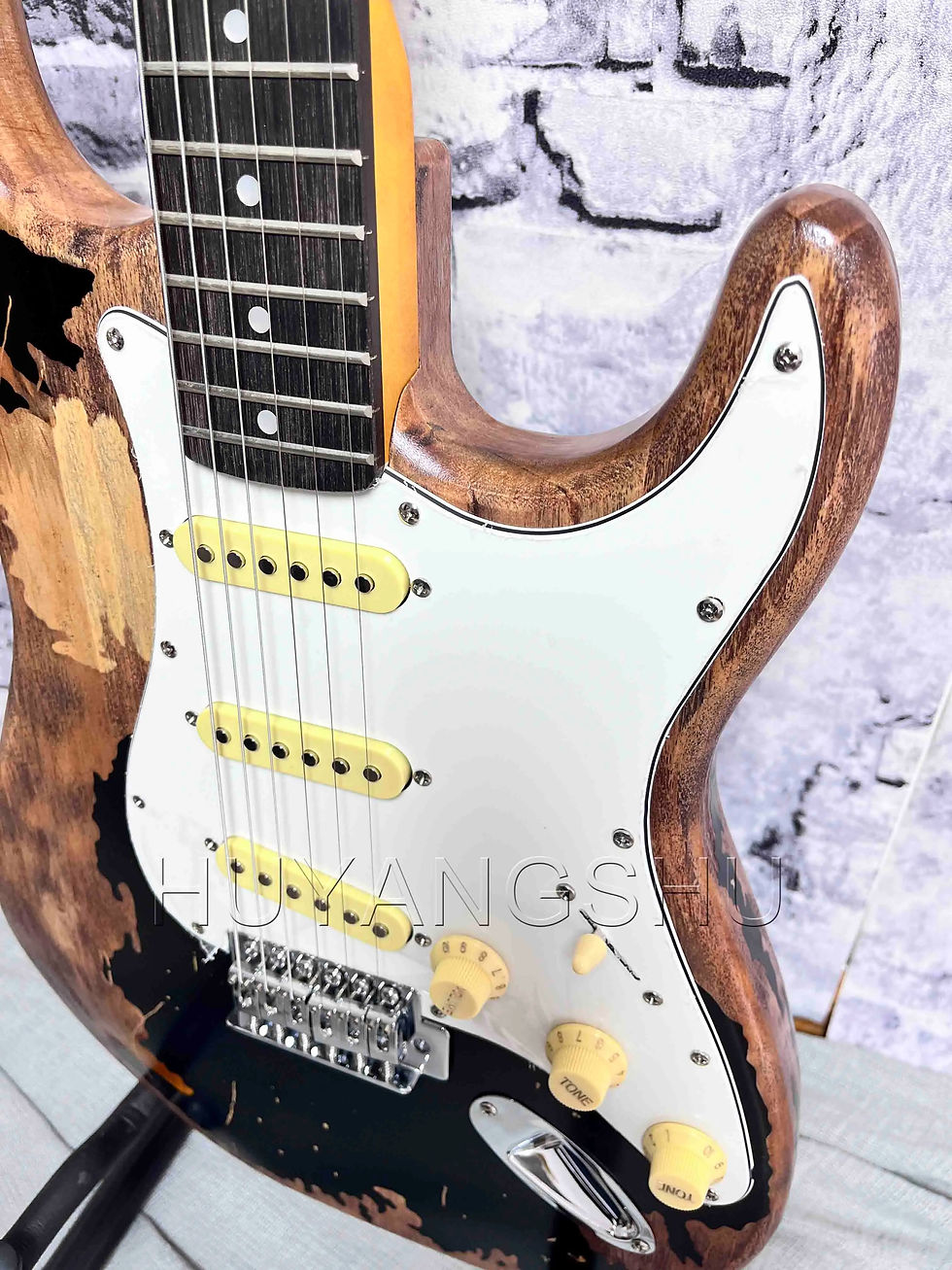 Thumbnail: Electric Guitar Custom Rosewood Fingerboard High Quality Guitar Free Shipping