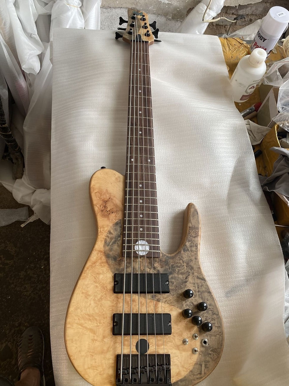 Thumbnail: Custom Made 6 String Natural Quilt Maple Natural Electric Bass
