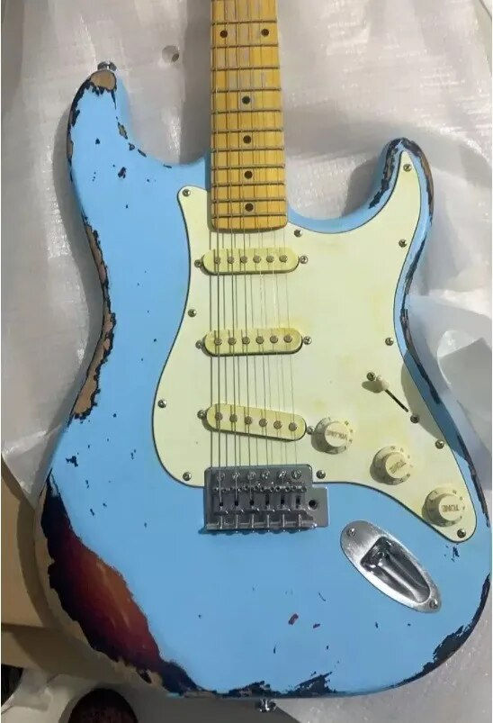 Miniaturebillede: Custom Shope Aged Relic Guitar Alder Wood Body