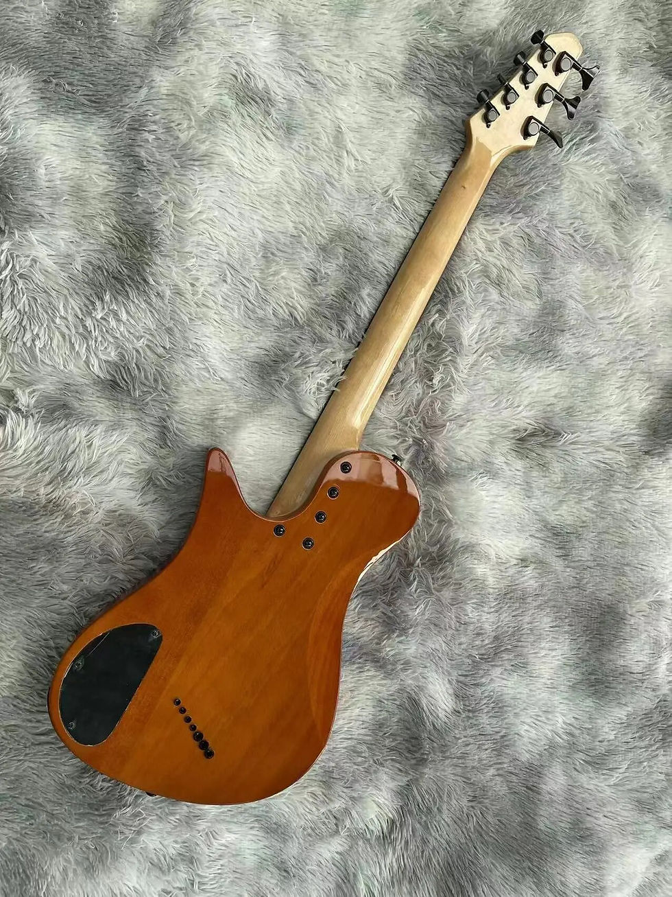 Miniaturebillede: 2024 NEW! Three-string bass and four-string guitar. 