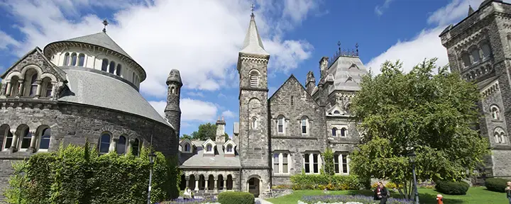 University of Toronto (UofT) Investment Banking Placement (Using Data)