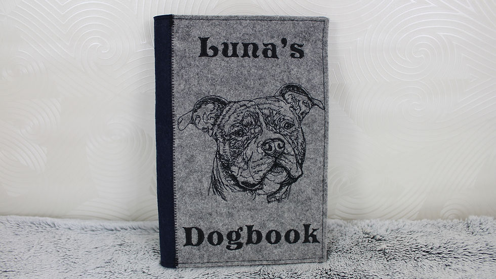 Miniaturbild: Besticktes Dogbook aus Filz - DIN A5