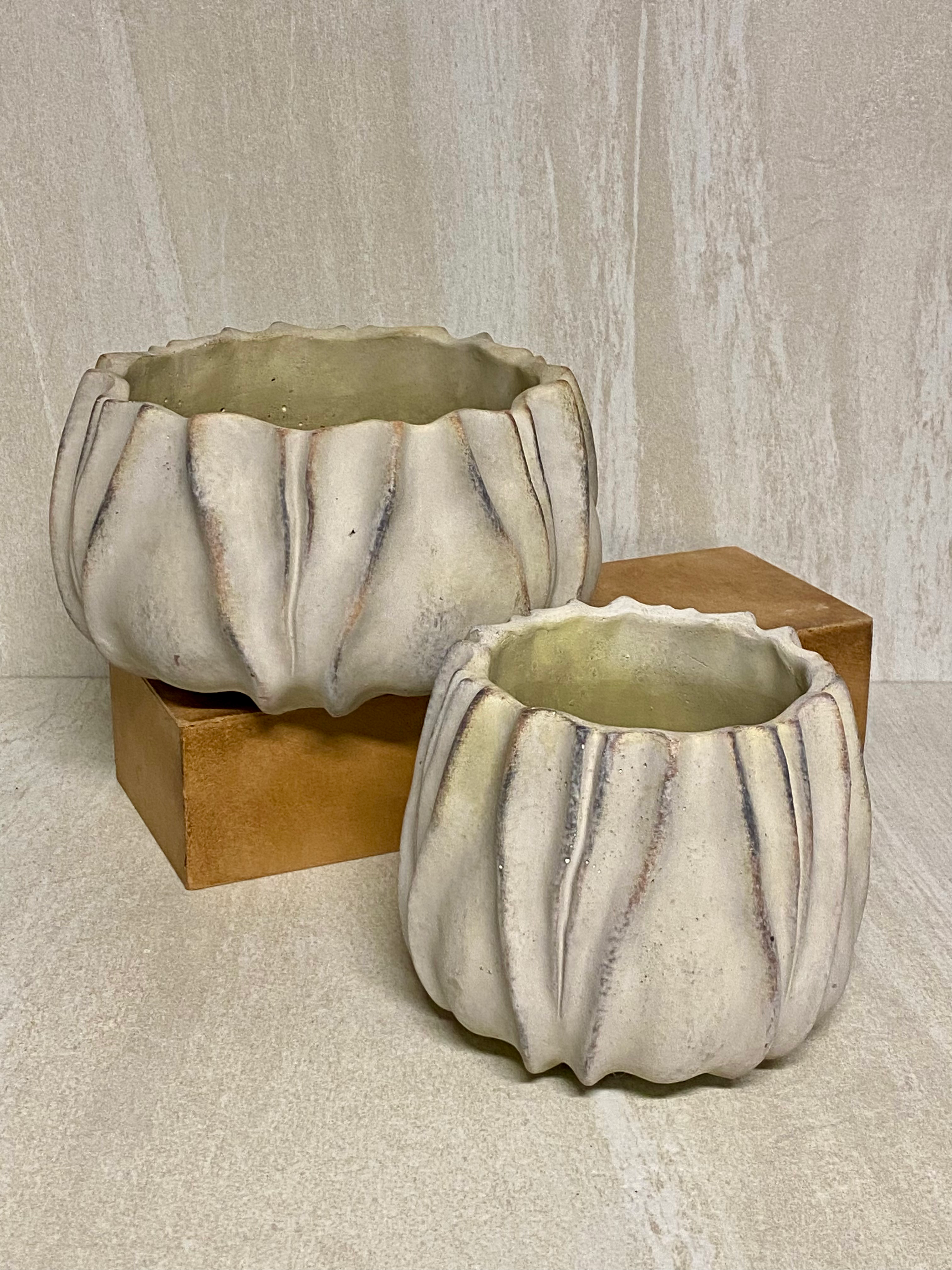 Květináč beton Vlny 🌲