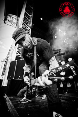 Yann Heurtaux - Mass Hysteria