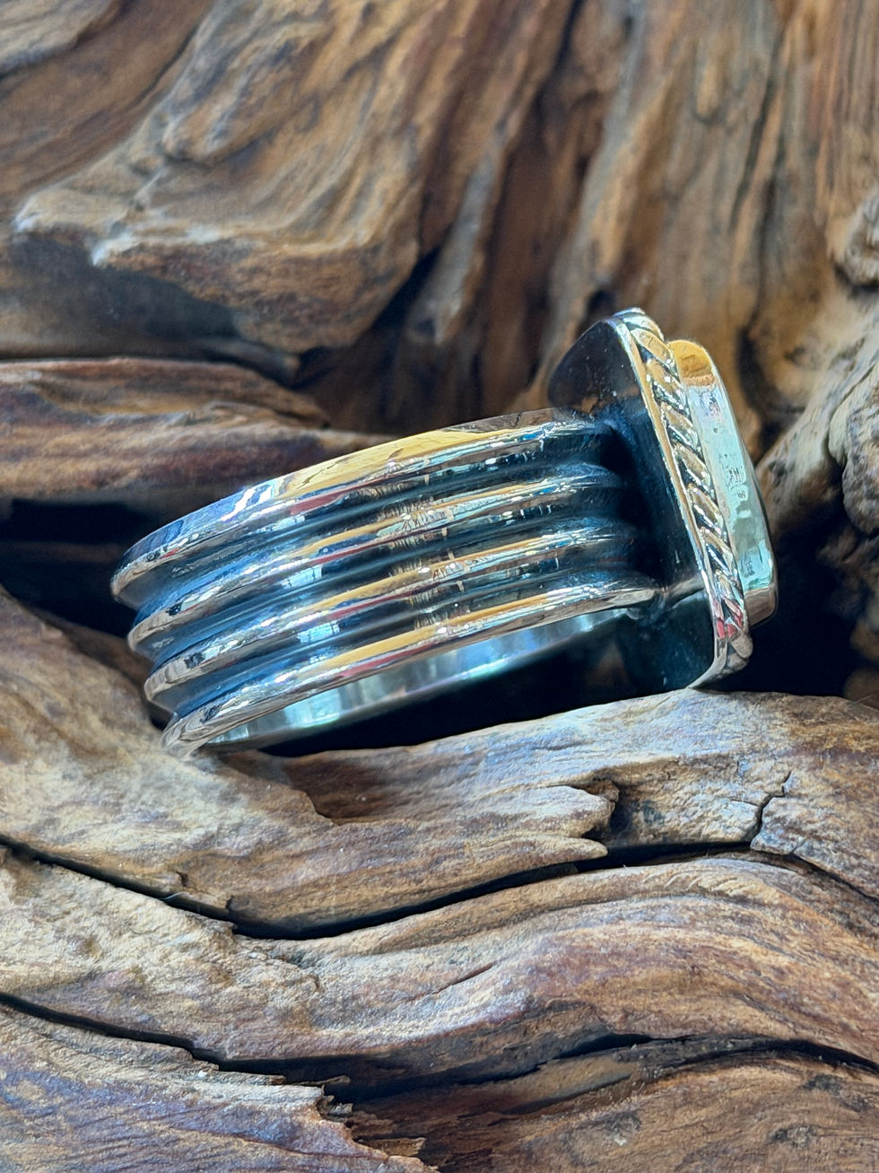 Thumbnail: Sky Sovereign - Kingman Turquoise