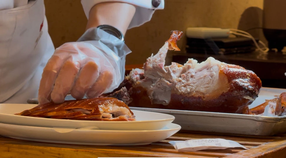 Siji Minfu Roasted Duck Restaurant in Beijing, China. Michelin Guide