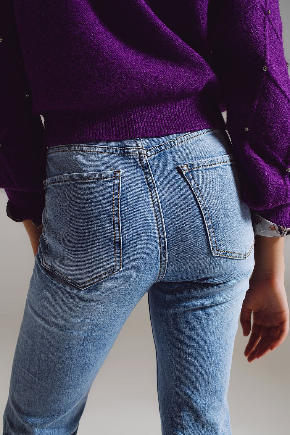 Thumbnail: Straight Leg Jeans With Distressed Hem in Light Blue