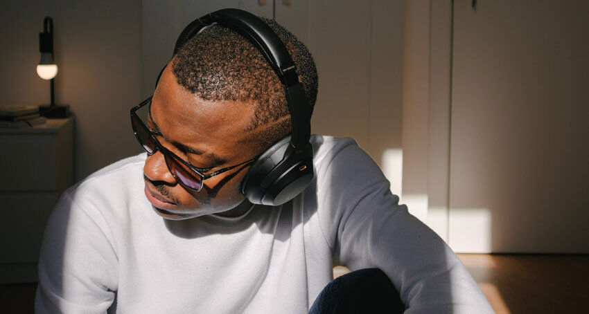 Contextual Listening