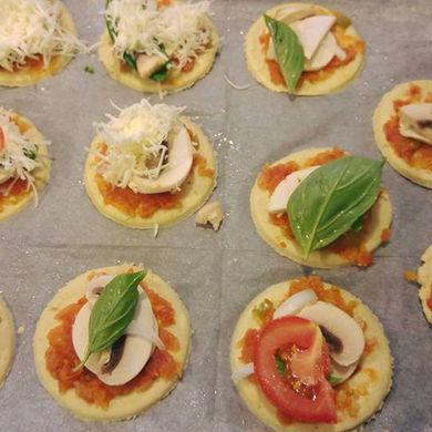 Pizza,because it's pizza