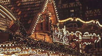 christmas-chalet-decoration-entertainment-event-usa