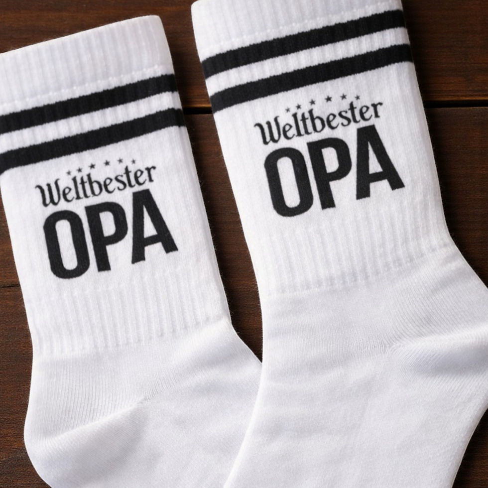 Weiße bedruckte Socken mit „Weltbester Opa“ Schriftzug