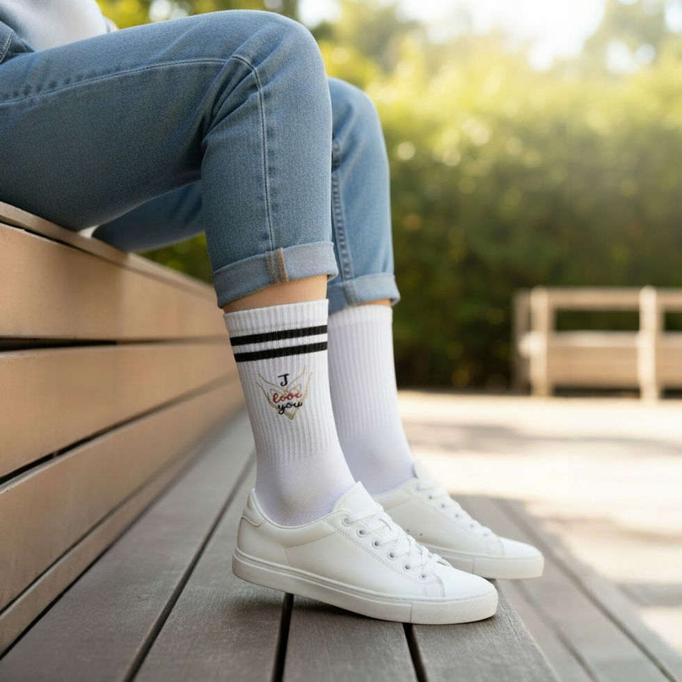 Romantische Tennissocken mit Herz und „I love you“ Aufdruck
