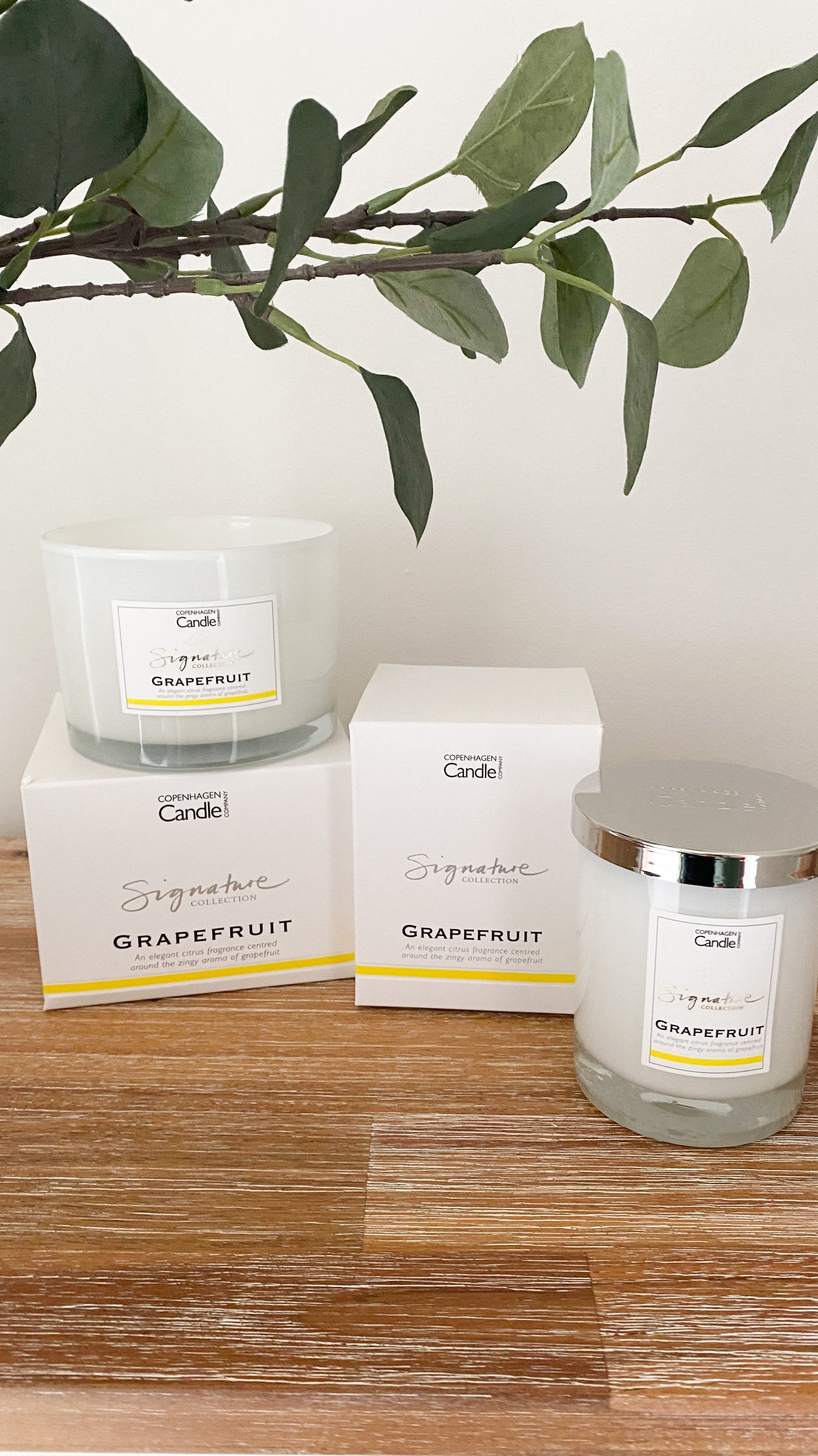 Grapefruit candle, medium 