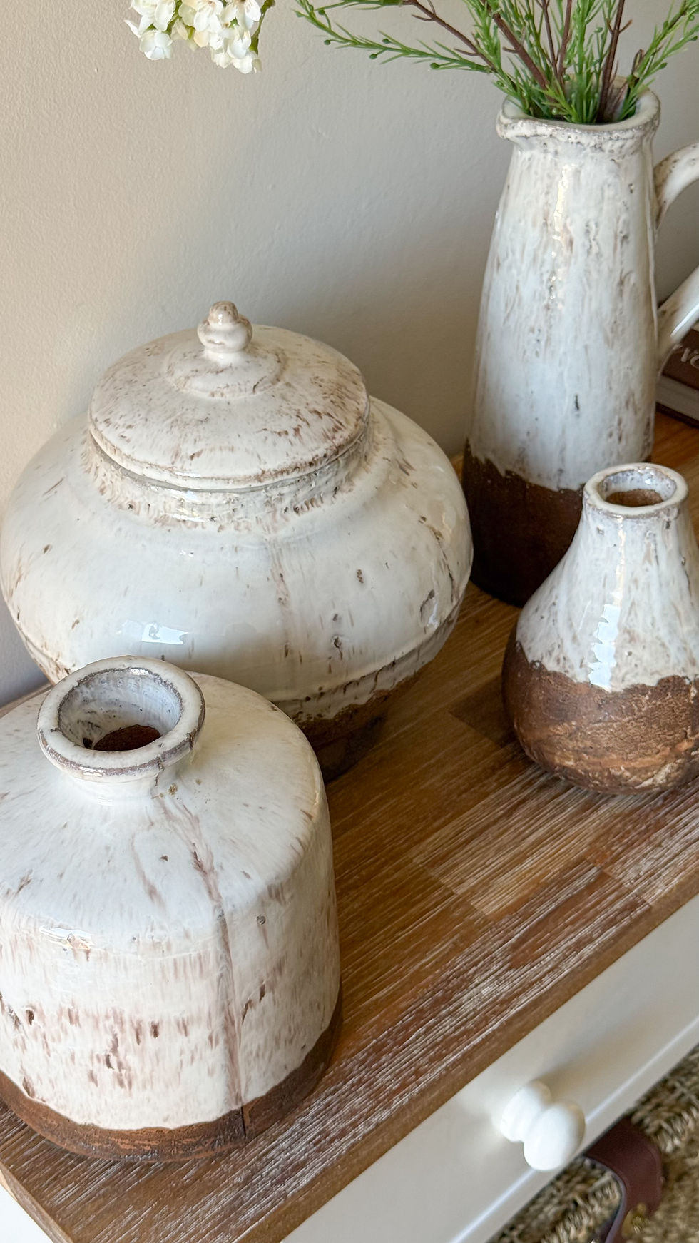 Thumbnail: Aged terracotta vase 