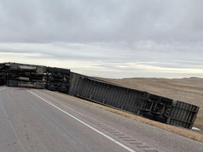 Severe Wind Conditions Cause Accidents in Custer County