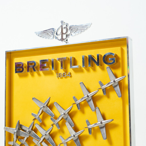 Supporto Breitling per elegante espositore per orologi colorato