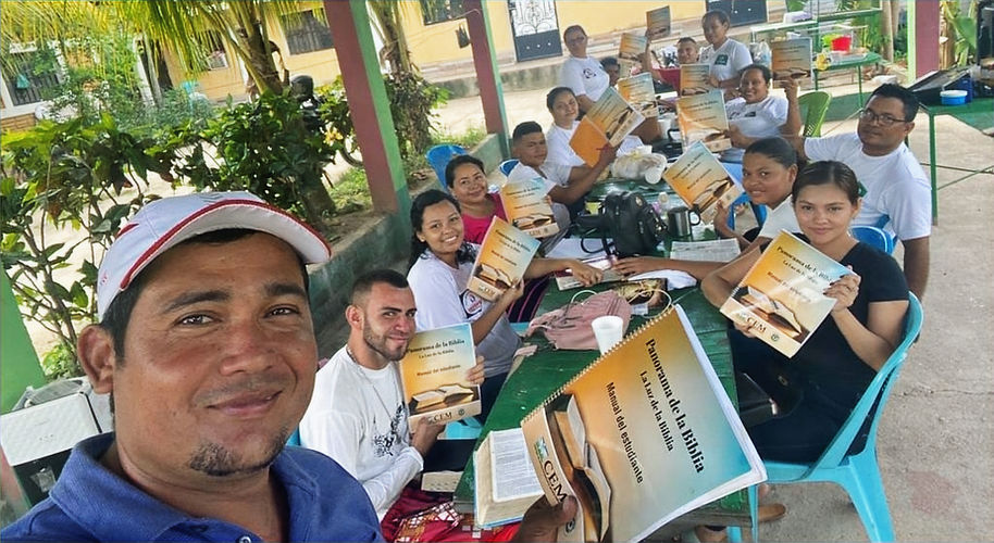 0f3bad1f-893a-414a-ae84-2af4a878ecdb cop