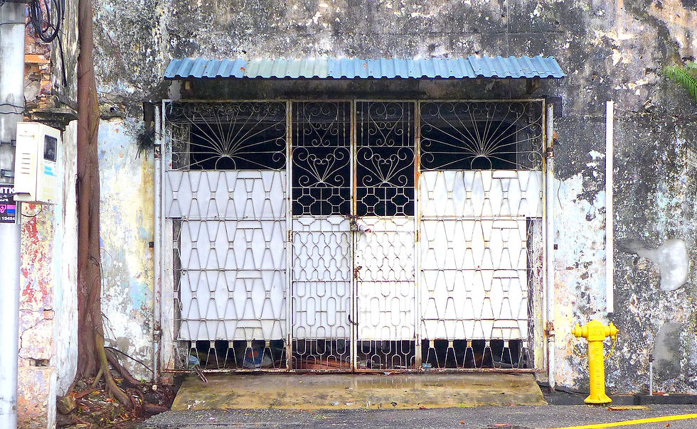 Roadside before Jonker Street