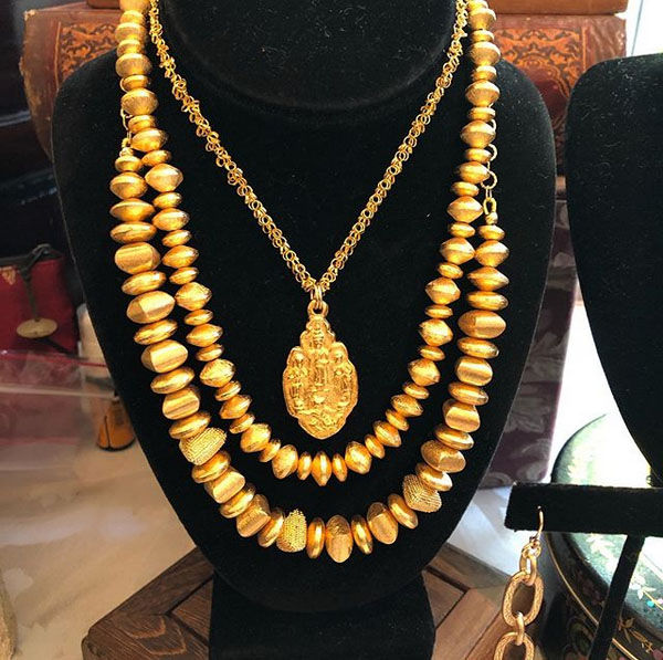 Thumbnail: Gold plate beads