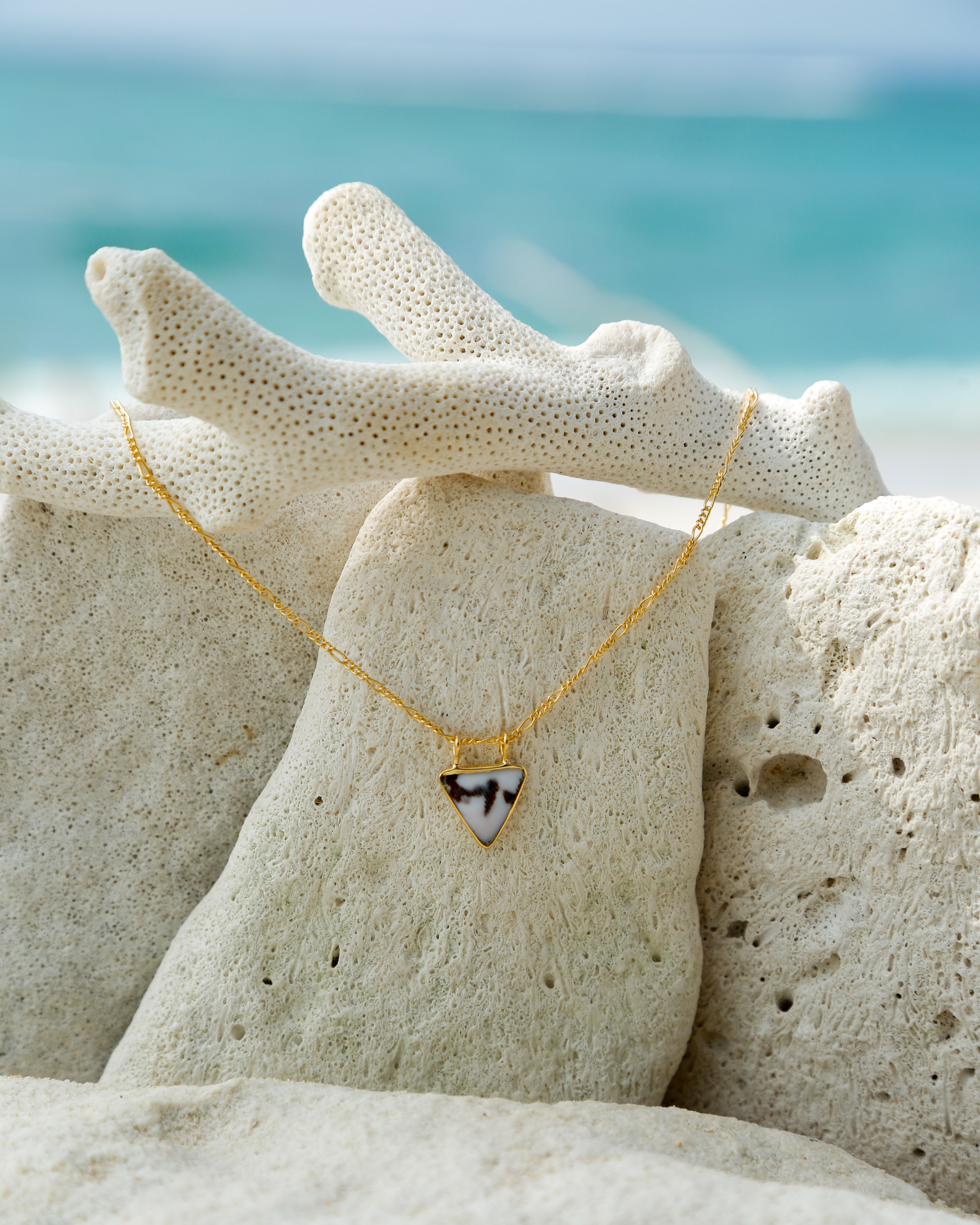 18k gold vermeil shell necklace