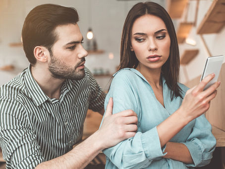 Jak przeprosić kobietę, żeby wybaczyła? 3 niezawodne sposoby