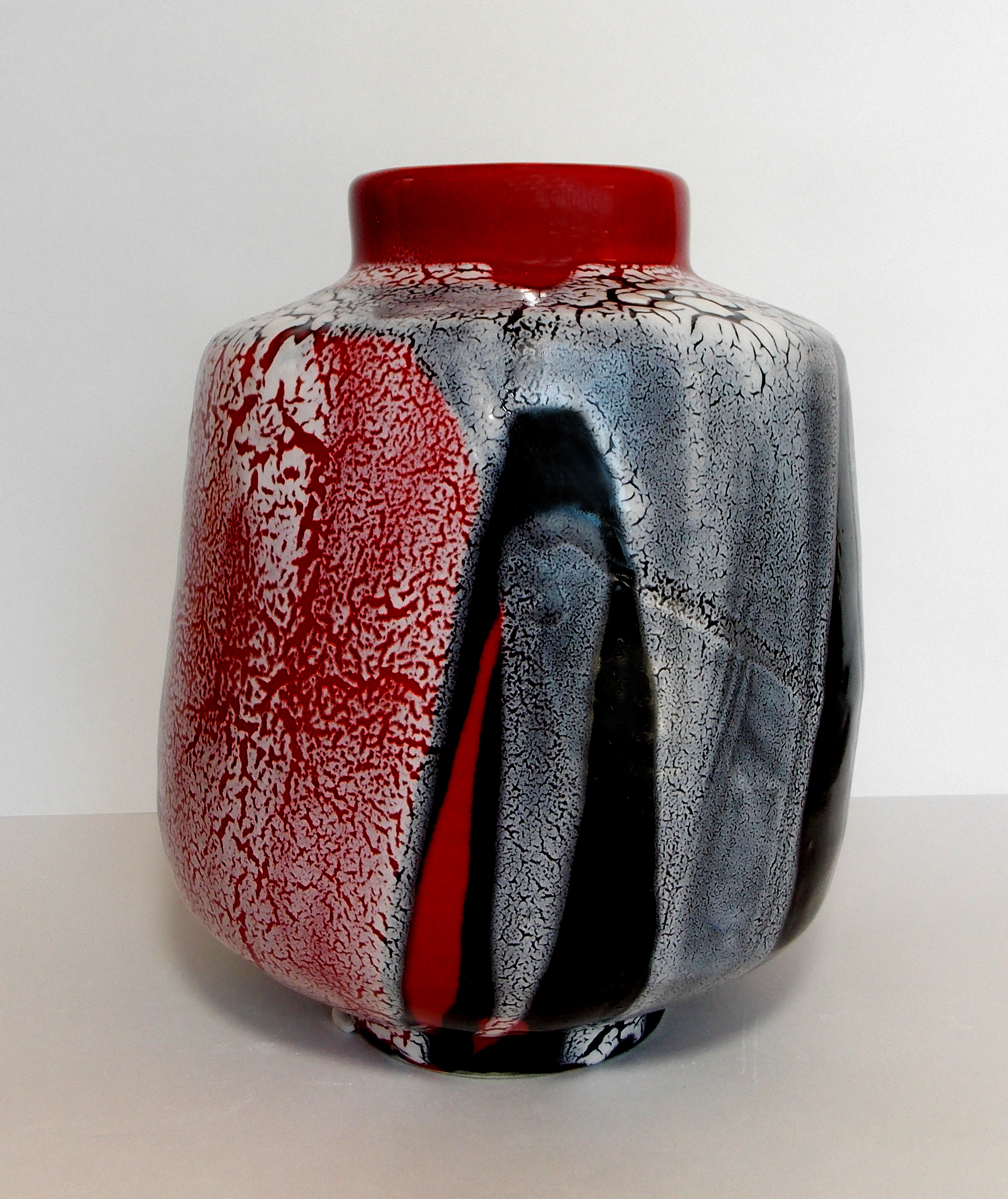 Reticulated Urn