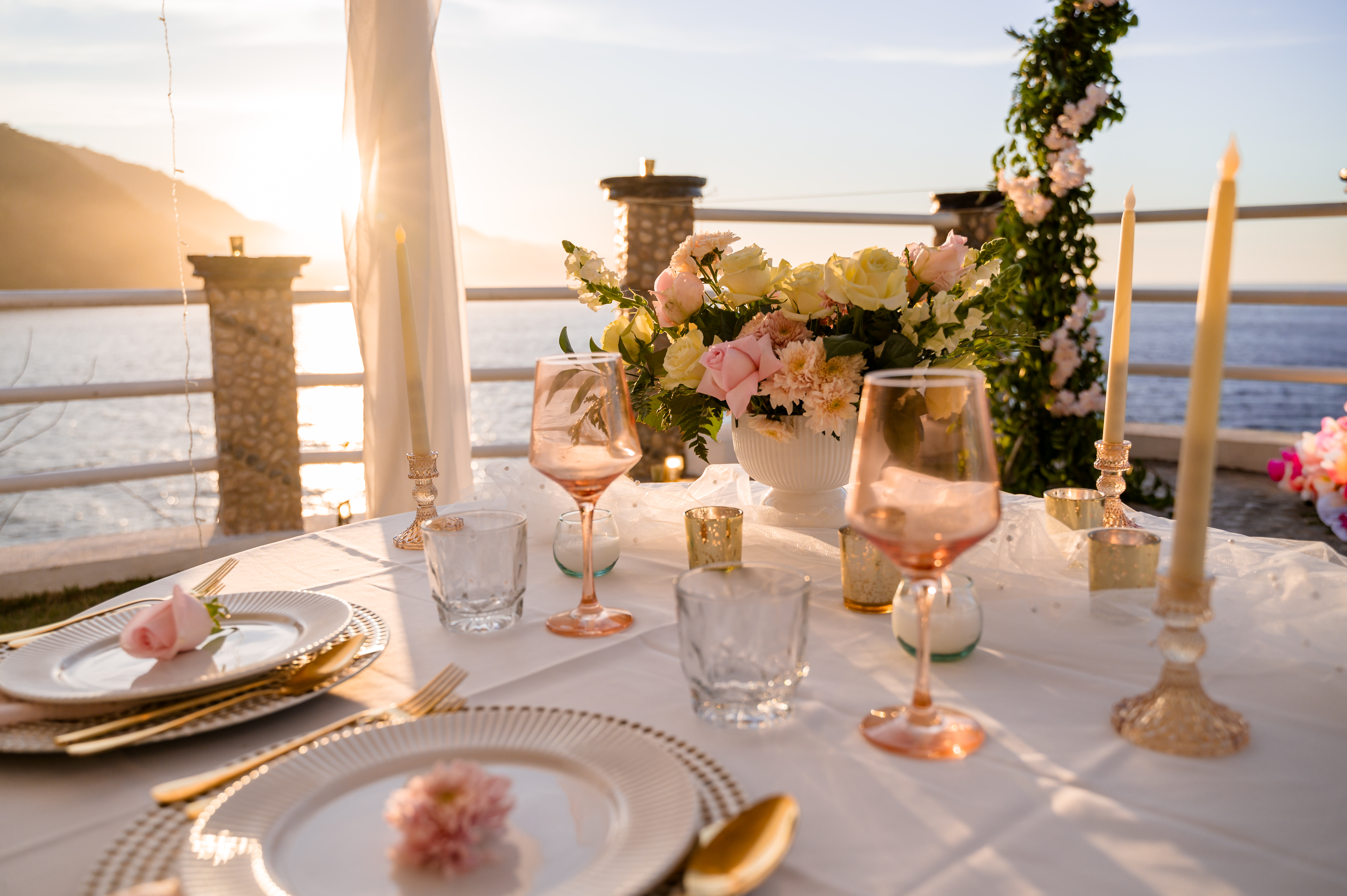 Modern wedding website design