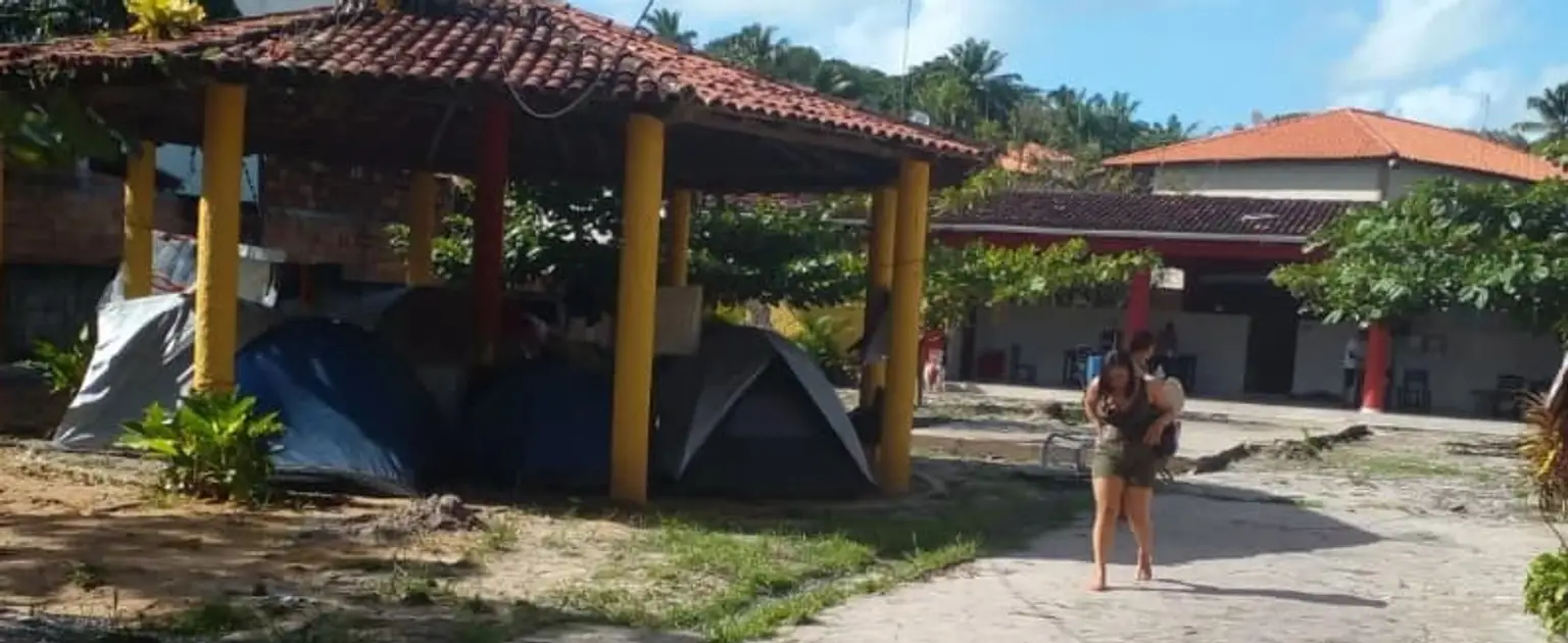 Camping Gamboa: hospedagem de frente para o mar perto de Morro