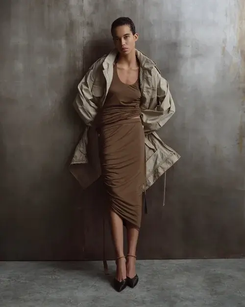 HL_SS25_Pegah_Farahmand_Layout_14_No_Logo