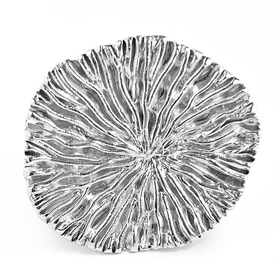 Thumbnail: Silver ring. Additional view.