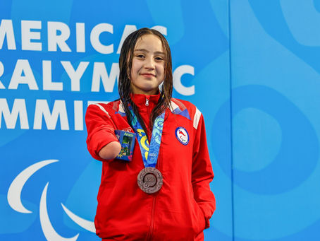 🥉 Bronce que nace de los sueños: Emilia Catalán en Santiago 2025
