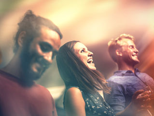 The One Rule You Need to Follow When Drinking at Work Happy Hour