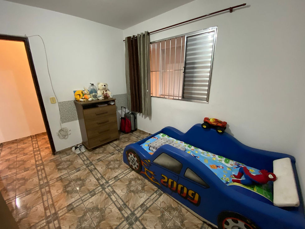 Miniatura: Casa bem espaçosa à venda no Jd. Santo Eduardo
