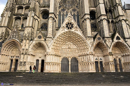 Cathédrale de Bourges-Façade.