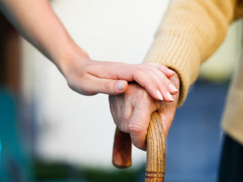 Nursing Home vs Home Care: What’s the Difference?