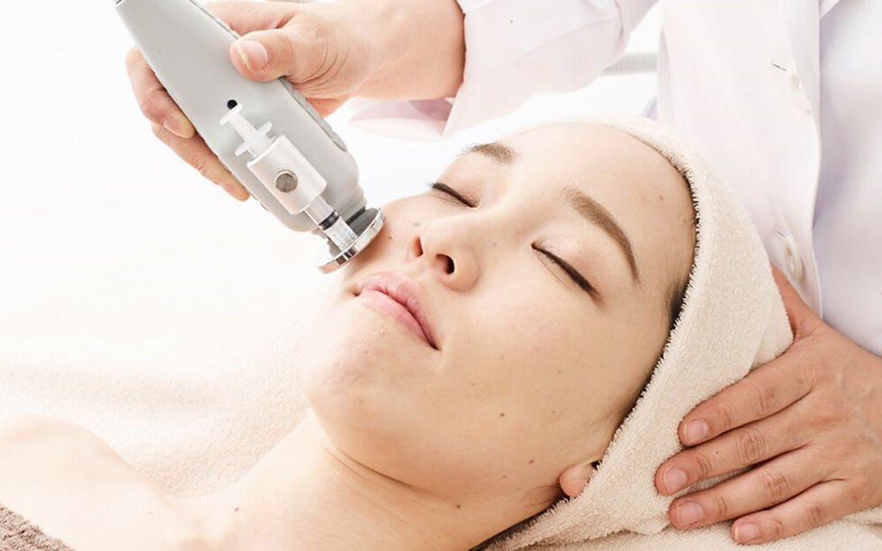 caresys-model_photo.jpg