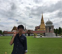 李.jpg